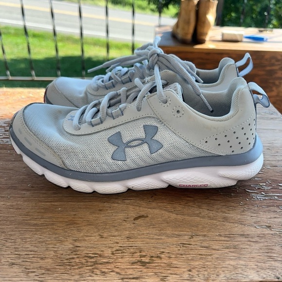 Under Armour Womens Charged Assert 8 3024625-100 Gray Running Shoes Sneakers 7 - Picture 5 of 11